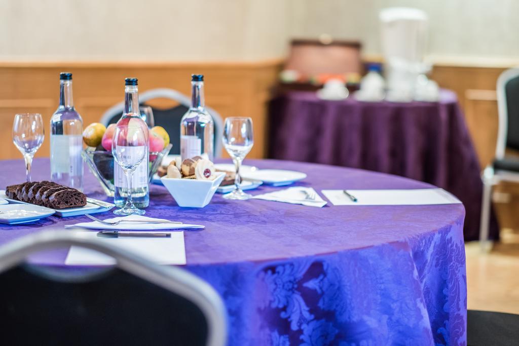 The Pillar Hotel Лондон Экстерьер фото