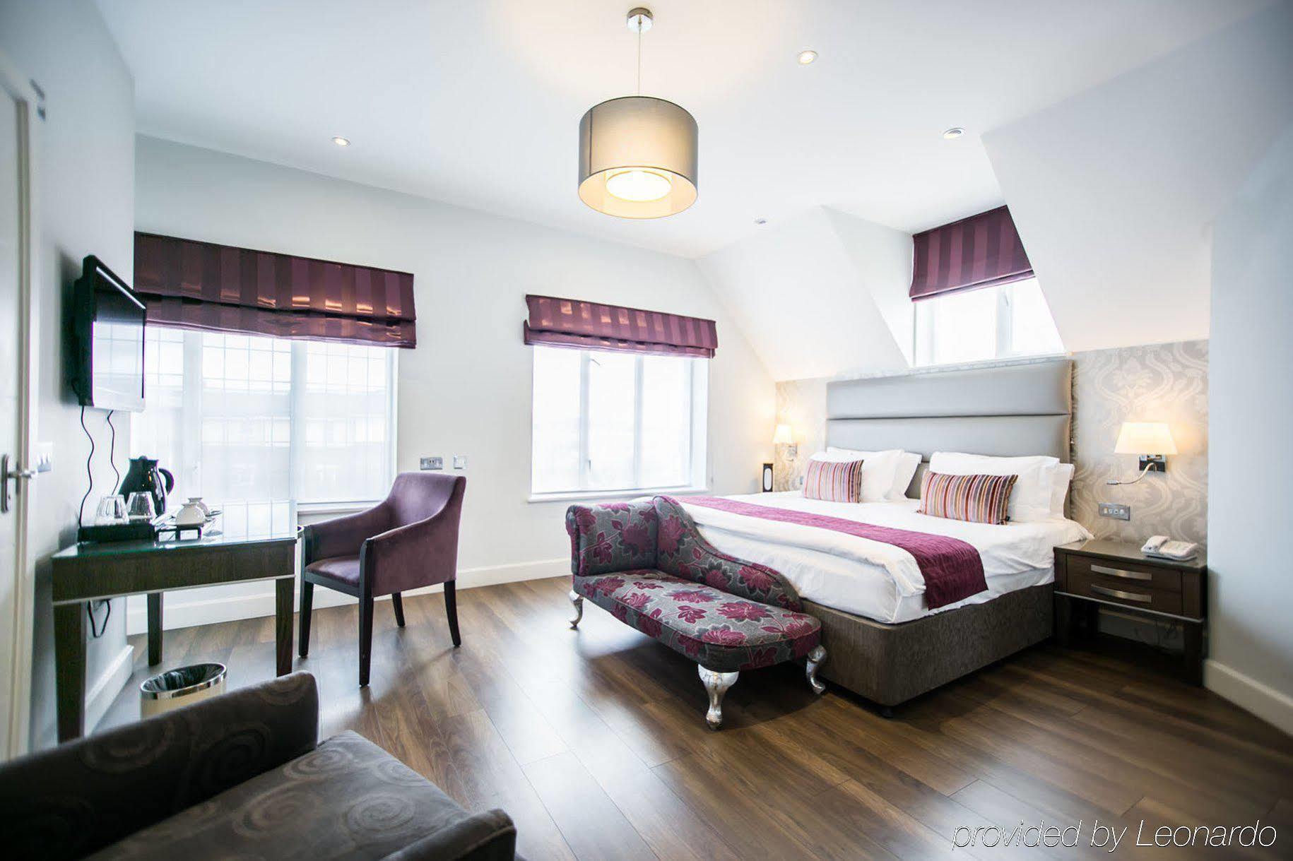 The Pillar Hotel Лондон Экстерьер фото